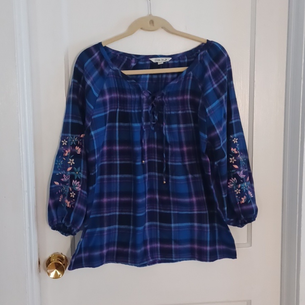 Pioneer Women flannel shirt women's size medium